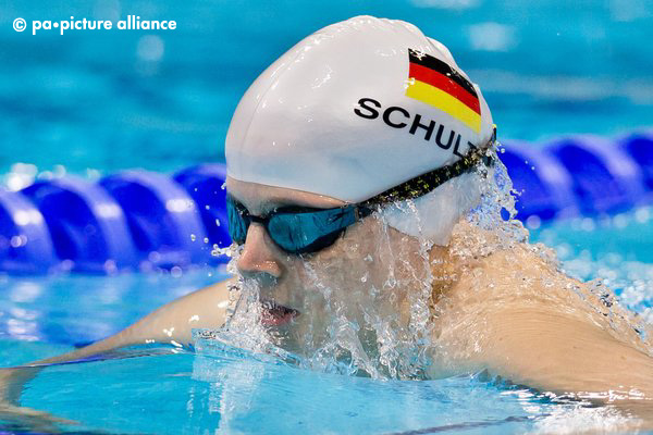 Daniela Schulte of Germany competes during the women's 100m breaststroke - SB11 for the London 2012 Paralympic Games Swimming competition at the Aquatics Centre, Great Britain, 3 September 2012. Photo: Daniel Karmann dpa